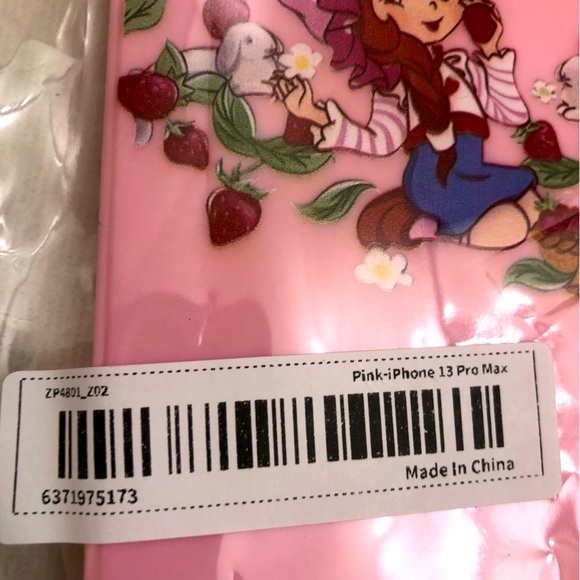 Strawberry Shortcake Phone Case w/Beaded Lanyard - Picture 15 of 15